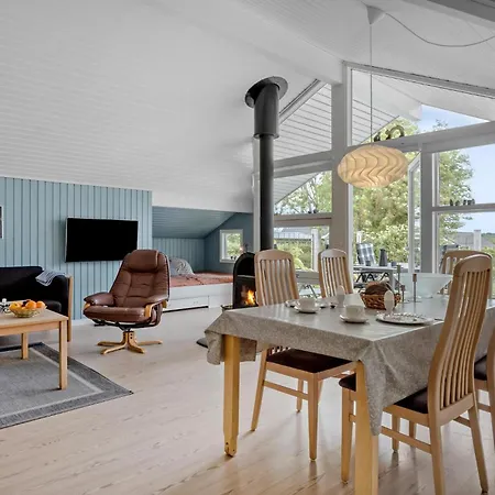 펜션 Three-bedroom In